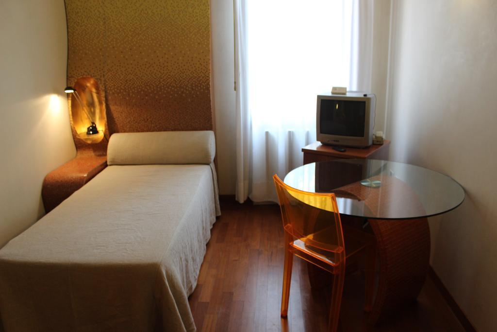Bed and Breakfast Domus Orsoni Венеція Екстер'єр фото